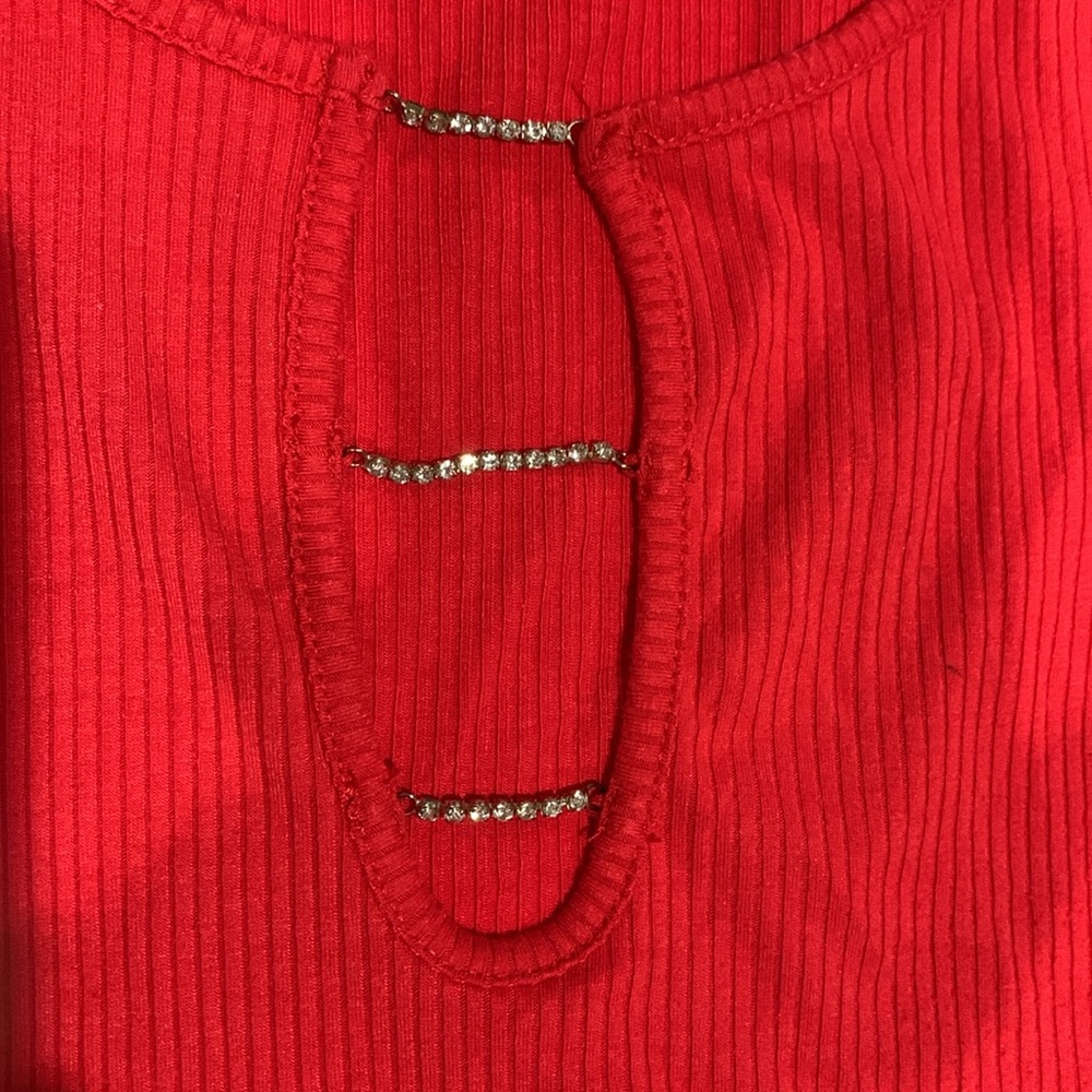 Rhinestone stranded top - Picture 6 of 10